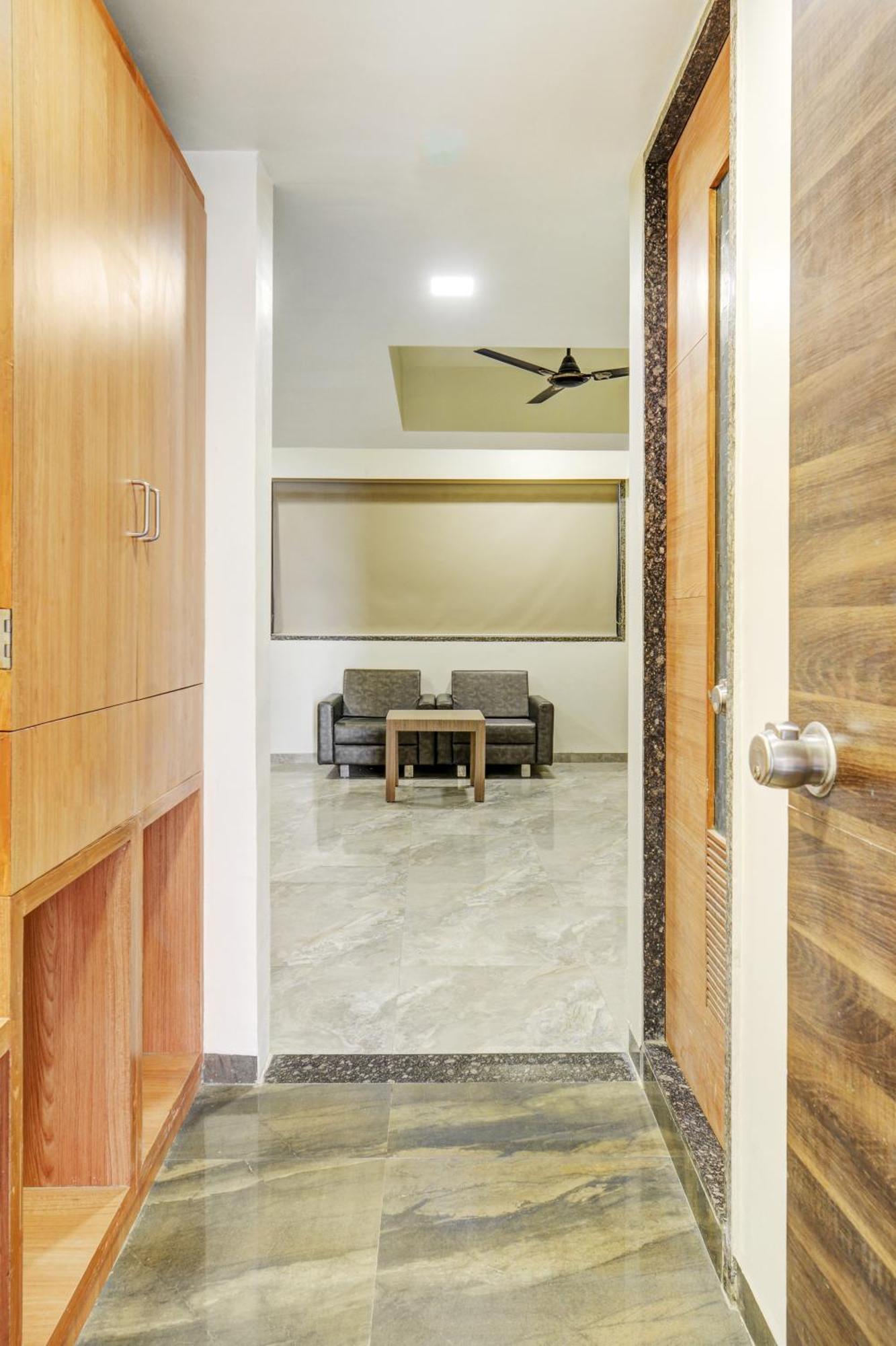Hotel Desert Inn Tharad Экстерьер фото